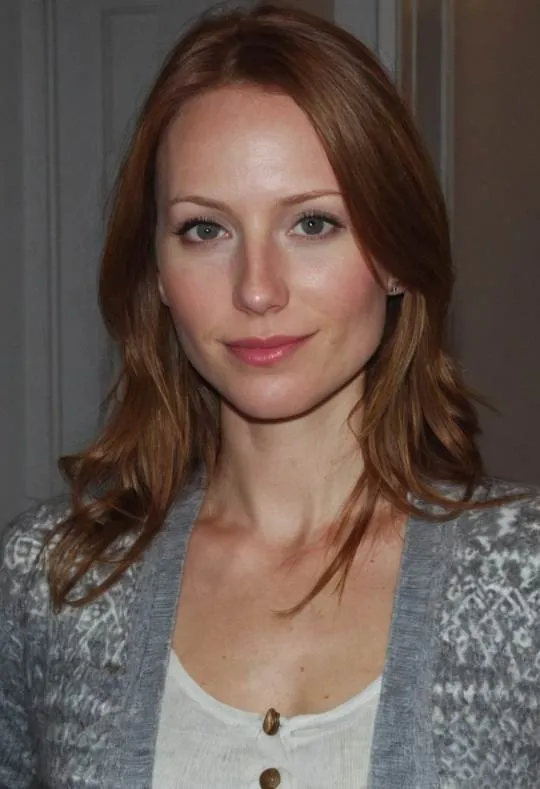 Katja, 40