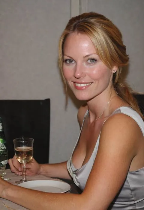 Helena, 44